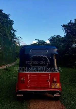 Bajaj RE 2002