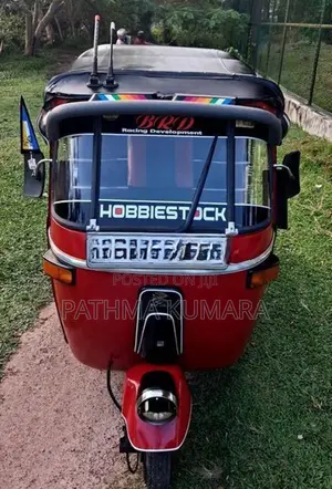 Bajaj RE 2002