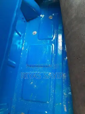 Bajaj RE 2016