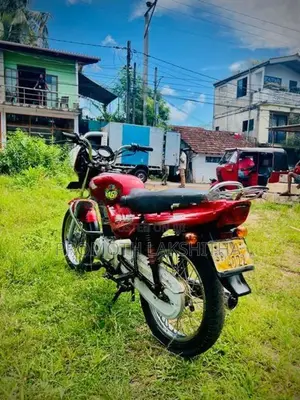 Bajaj CT100 2006