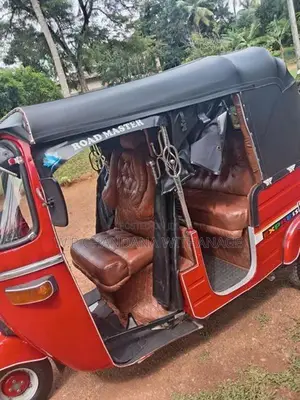 Bajaj RE 2002