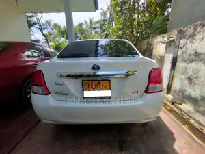 Toyota Axio 2014
