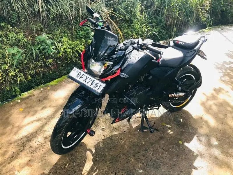TVS Apache 2017