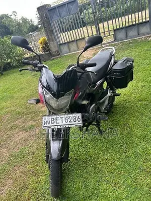 Bajaj Discover 125M 2016