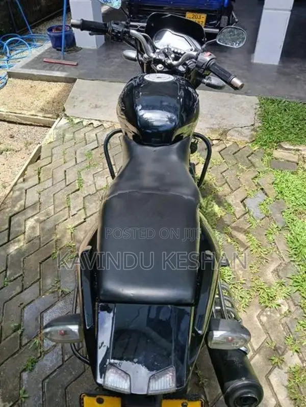 Bajaj Pulsar 180 2007