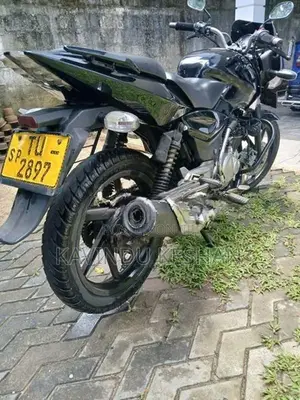 Bajaj Pulsar 180 2007