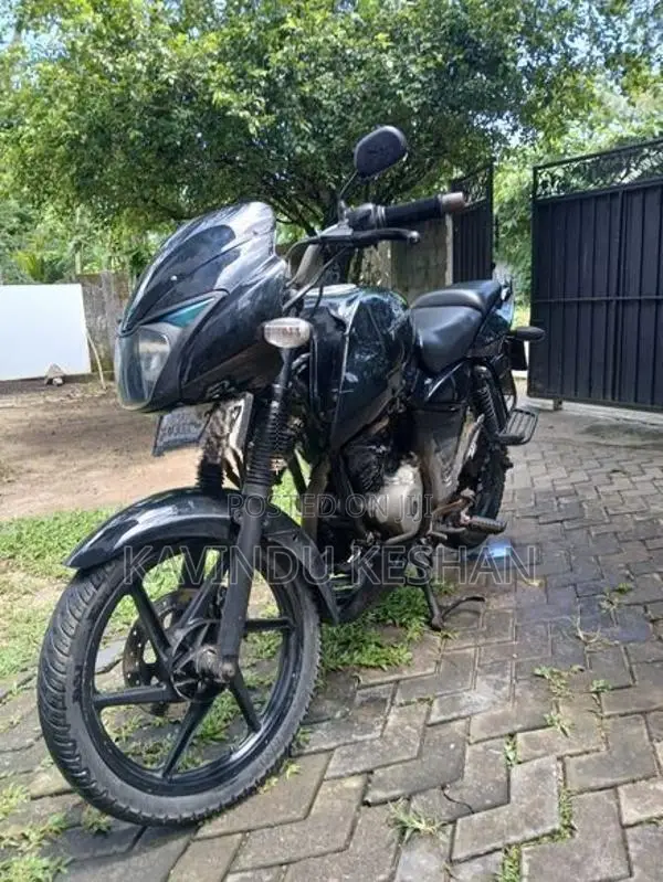 Bajaj Pulsar 180 2007