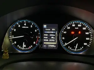 Toyota Harrier 2017
