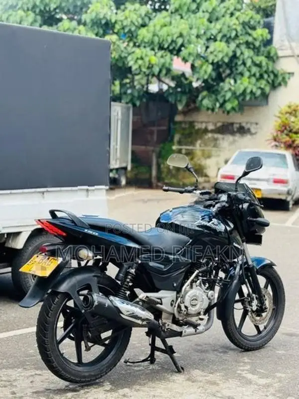 Bajaj Pulsar 150 2013