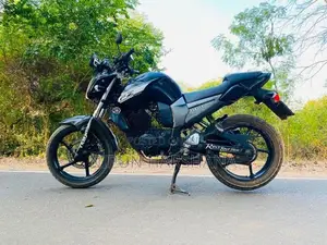 Yamaha FZS V1 2012
