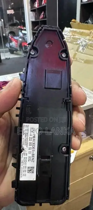 Benz W205/w213 Side Mirror Rhs Switch
