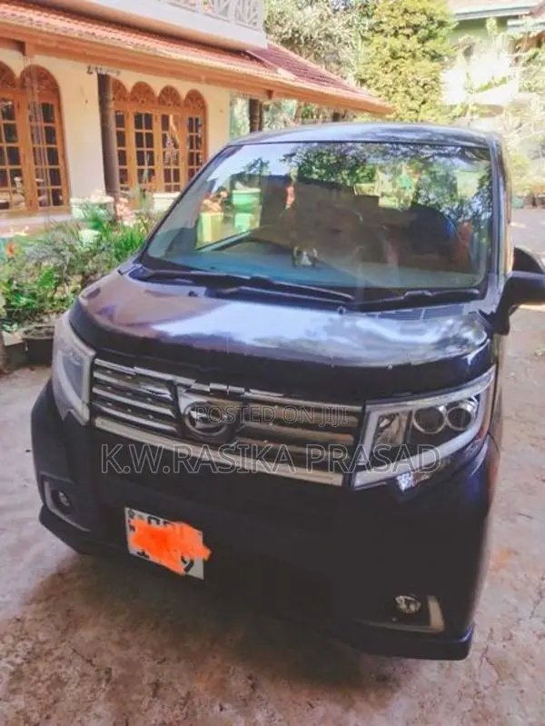 Daihatsu Move 2016