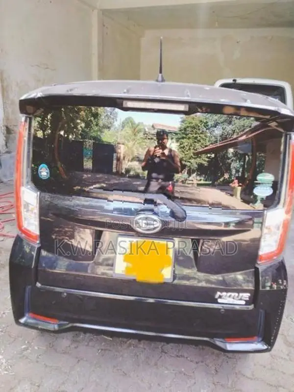 Daihatsu Move 2016