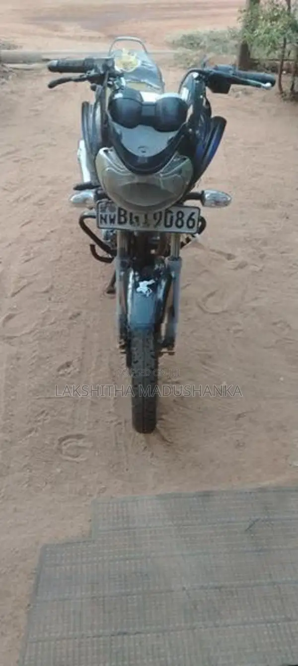 Bajaj Discover 125 2017