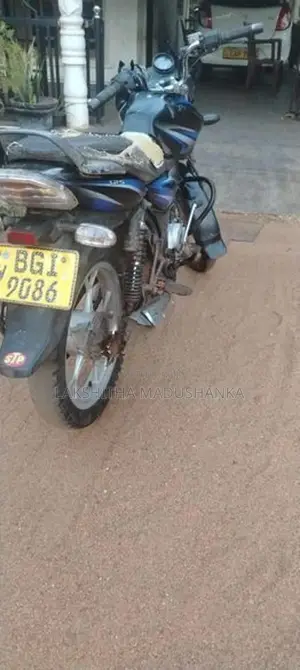 Bajaj Discover 125 2017