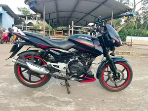 Bajaj Pulsar 150 2011