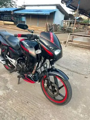 Bajaj Pulsar 150 2011