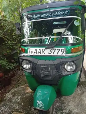 Bajaj RE 2014