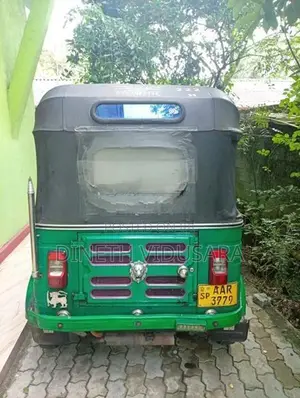 Bajaj RE 2014