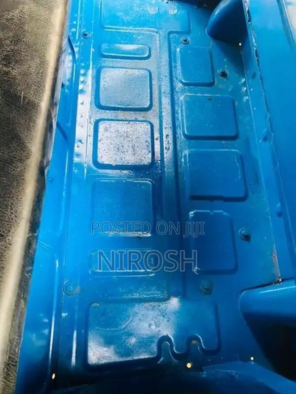 Bajaj RE 2011