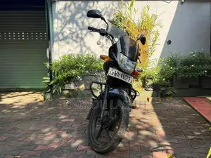 Bajaj Platina 125 2011