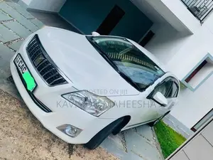 Toyota Premio G Superior 2014
