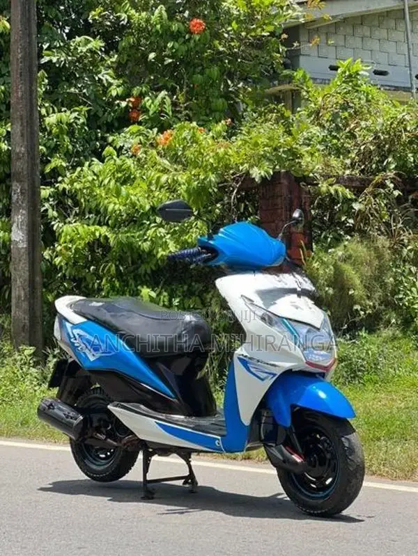 Honda Dio 2015