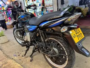 Bajaj Discover 125 2017