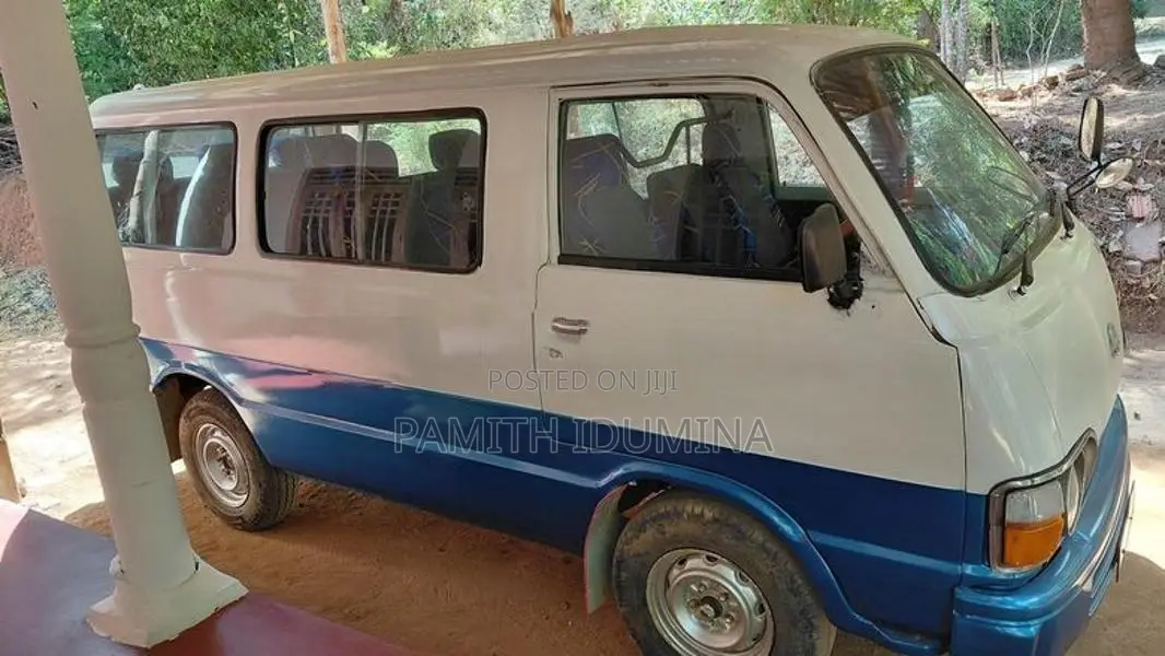 Toyota LH30 1980
