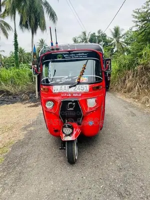 Bajaj RE 2014