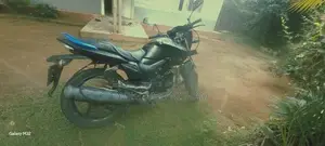 Hero Hunk 160R 2016