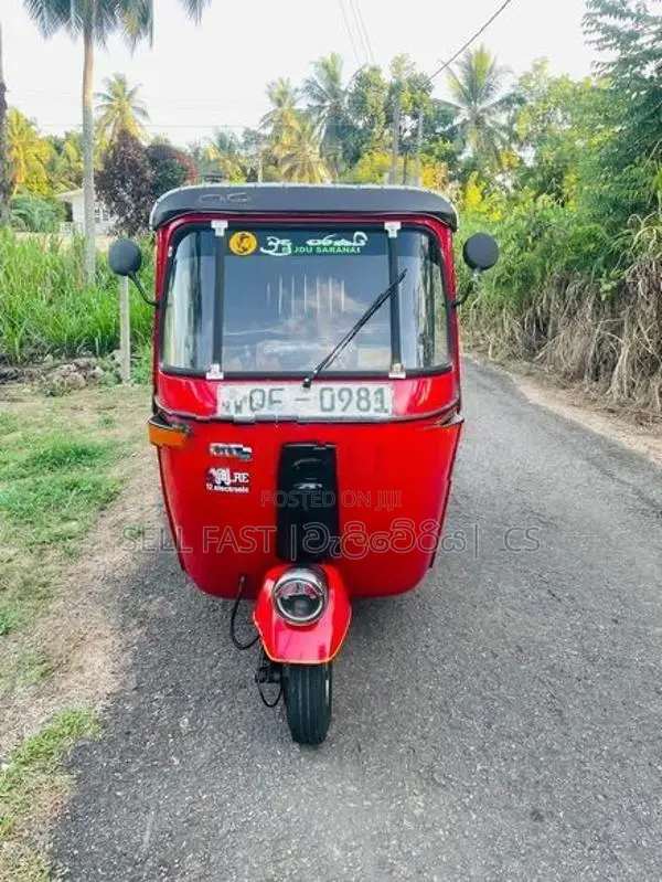 Bajaj RE 2006