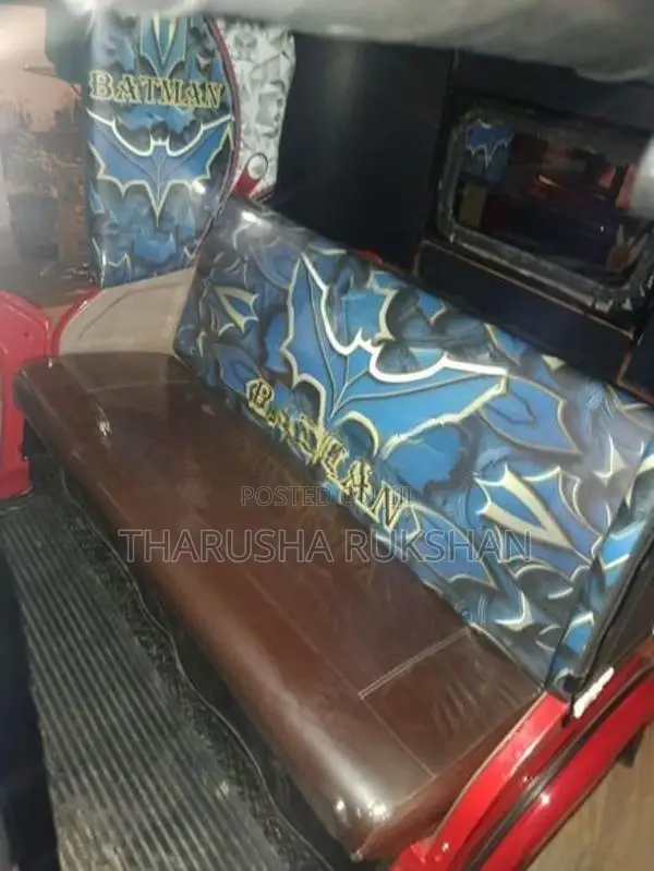 Bajaj RE 2025