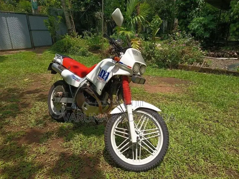 Honda AX1 2002