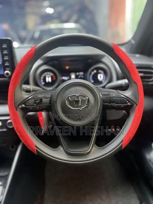 Steering Wheel Cover - Side Grip