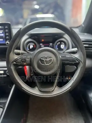 Steering Wheel Cover - Side Grip