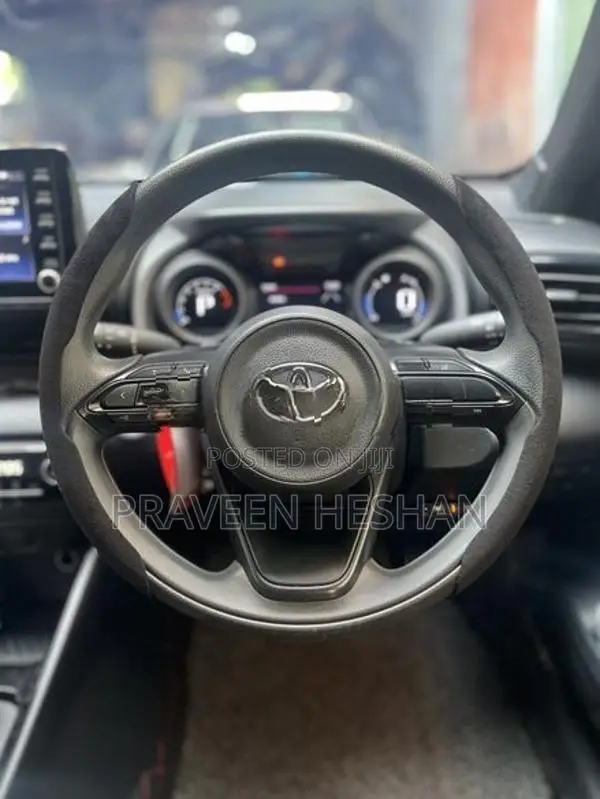 Steering Wheel Cover - Side Grip