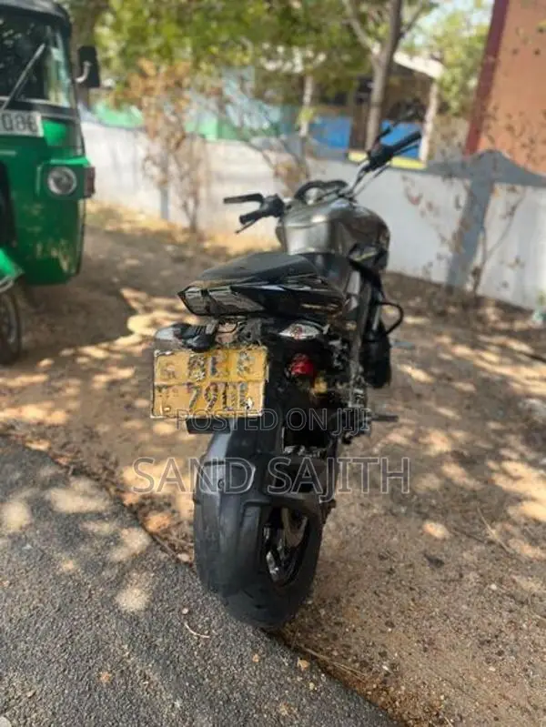 Bajaj Pulsar NS200 2017