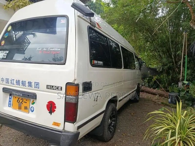 Toyota Hiace 1988