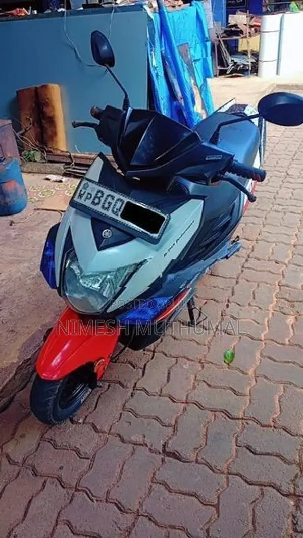 Yamaha RayZR 2018