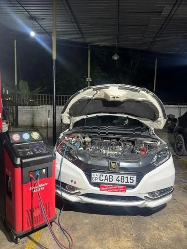 Honda Vezel AC Compressor