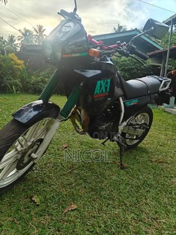 Honda AX1 2004