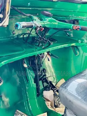 Bajaj RE 2006