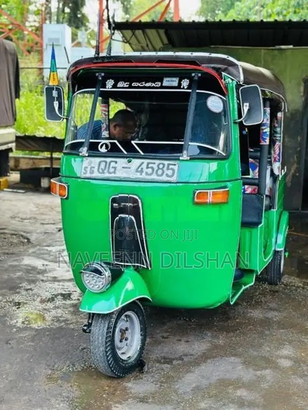 Bajaj RE 2006