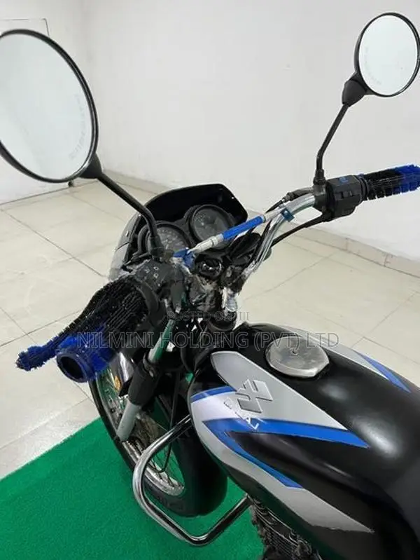 Bajaj CT100 2008
