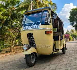 Bajaj RE 2001