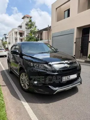 Toyota Harrier Elegance 2016
