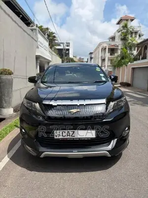 Toyota Harrier Elegance 2016