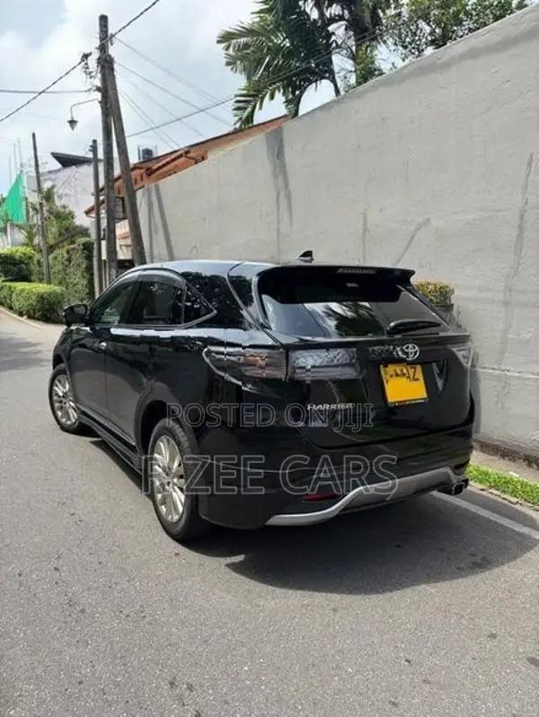 Toyota Harrier Elegance 2016