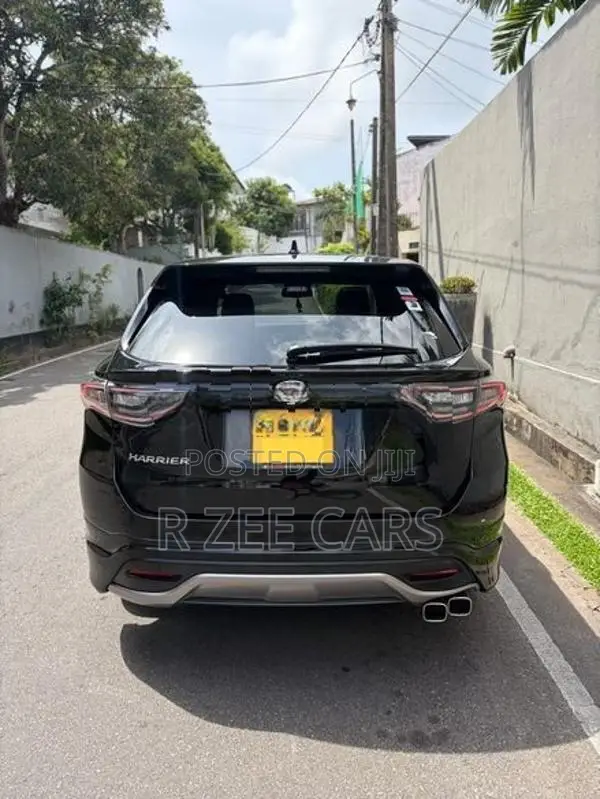 Toyota Harrier Elegance 2016